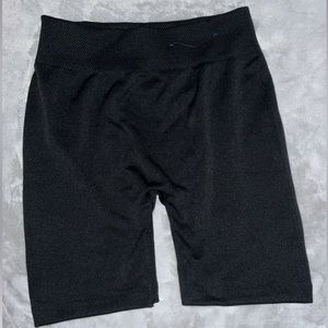 First kick maternity shorts